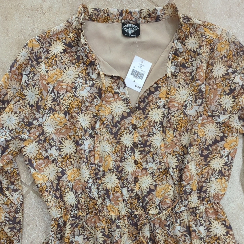 Elegant Floral Long Sleeve Dress - Picture 3 of 3
